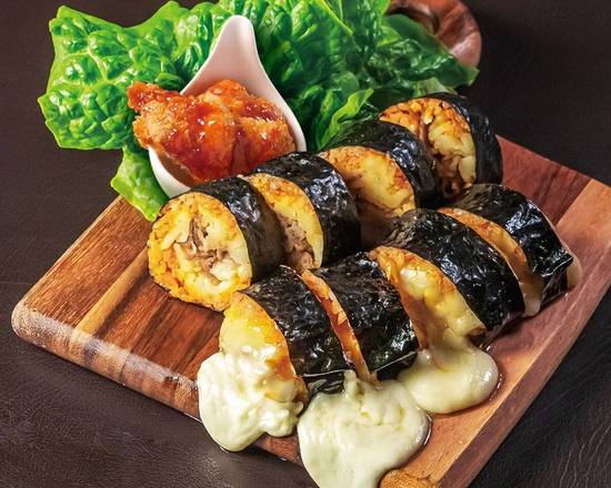 ヤンニョムチキンチーズキンパ Yangnyeom Chicken Cheese Gimbap