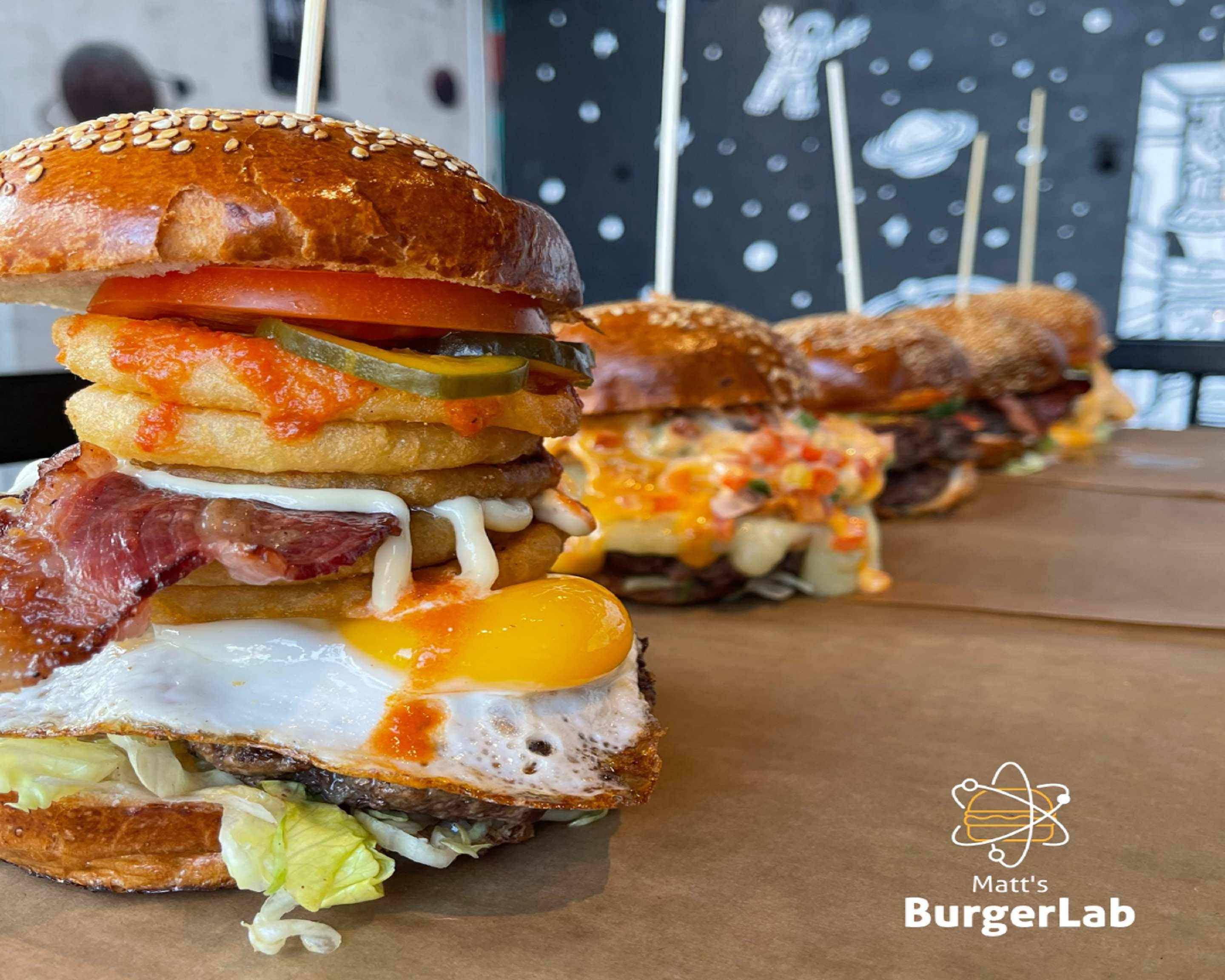 Order Matt's Burger Lab (Etobicoke) Restaurant Delivery【Menu & Prices】 Toronto Uber Eats