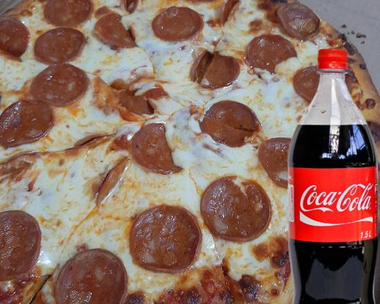 Combo Económico:  Pizza 10 porciones y una soda
