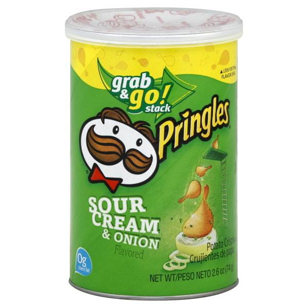 Pringles Grab&Go! Potato Crisps, Sour Cream-Onion (2.6 oz)