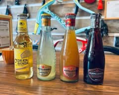 サンティッロチクリ&ザガレージ Santillo Cicli&The GARAGE