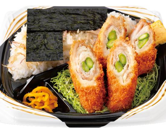 アスパラ豚巻きフライのり弁当 Fried asparagus pork roll seaweed lunch box
