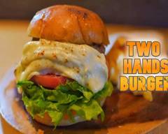 Two Hands Burger 川崎店