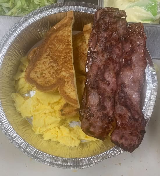 French toast with turkey bacon and 2 xl eggs ( any style
