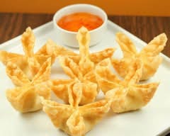 Mai Thai Restaurant (17938 Magnolia St)