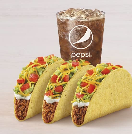3 Supreme Crunchy Tacos Combo