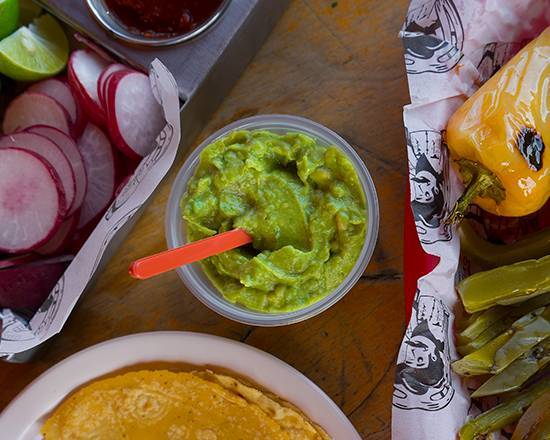 EXTRA GUACAMOLE