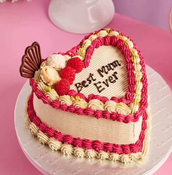6" Pistachio Raspberry Heart Cake - HT040