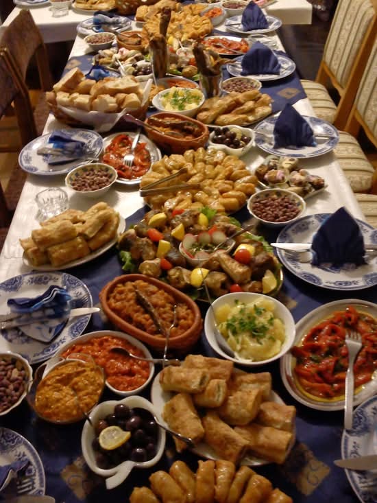 Beach House Restaurant (4130 Erie Rd)