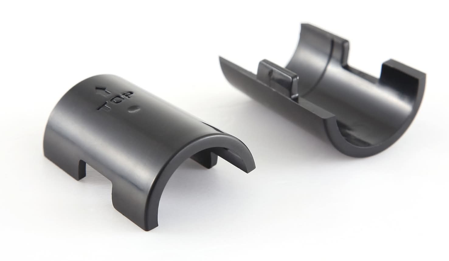 Style Selections 1.73-in L x 1-in W x 1-in D Black Pole clip 4 -Pack