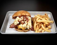 BWhizzy's Rockin Good Burger (6601 Knightdale Blvd)