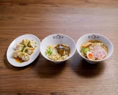 金の煮干しラーメン kinnnonibosira-menn	
