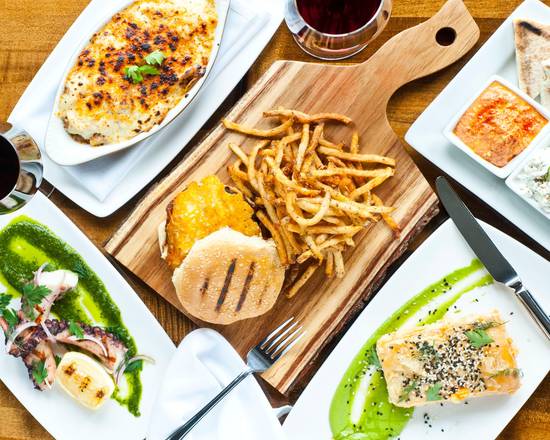 Underhill Cafe & Grill