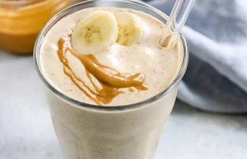 Sweet & Salty Peanut Crunch Smoothie