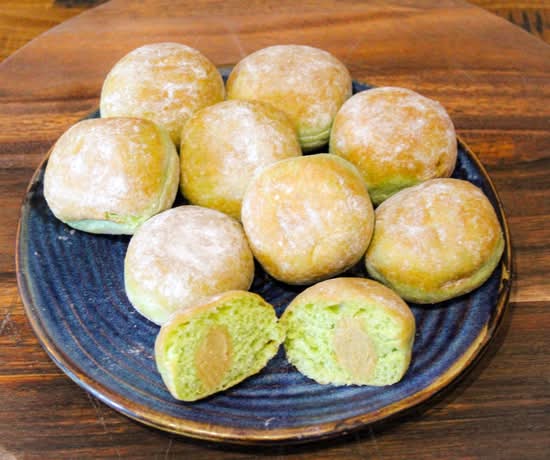 DELIVERY EXCLUSIVE ⭐ Mini Pistachio Doughnuts x9