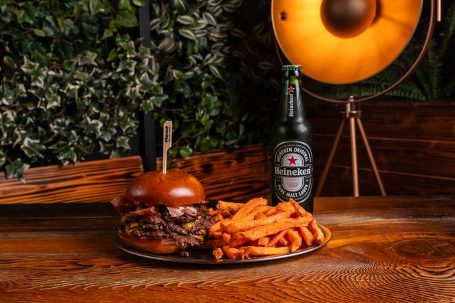 Monster Smashed Burger Menü