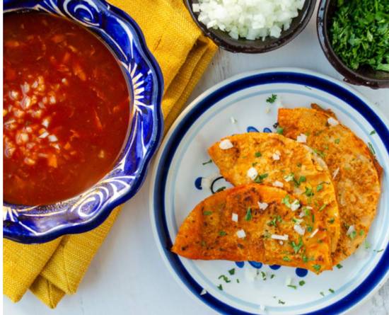 Birria El Gallo Food Truck (Mercedes Camacho)