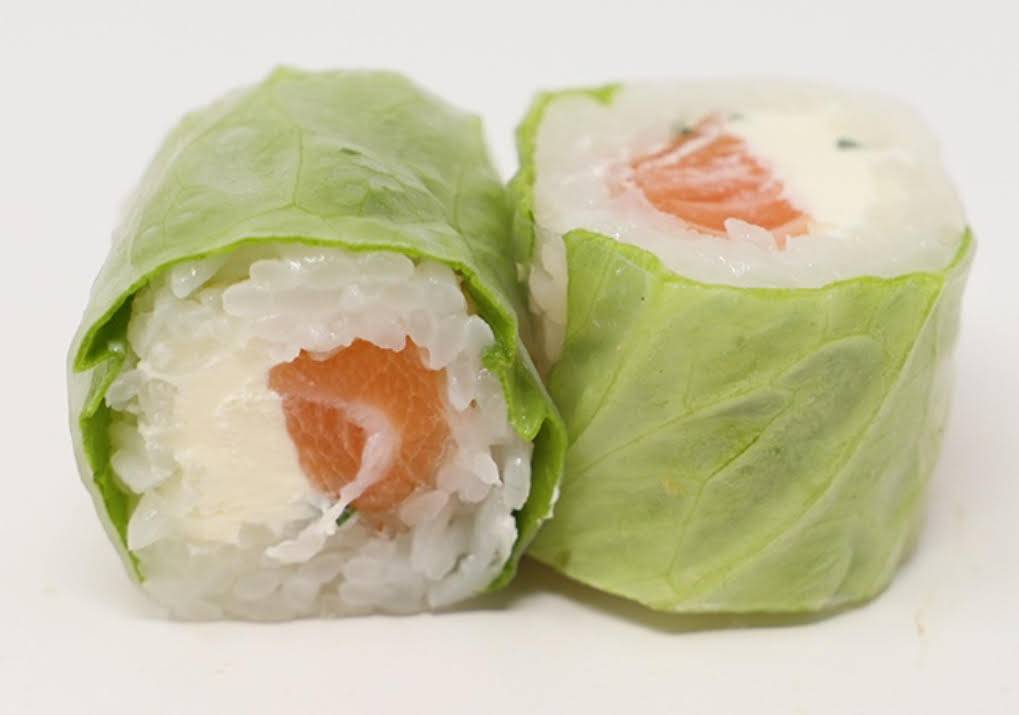 82- Spring roll saumon cheese ciboulettes