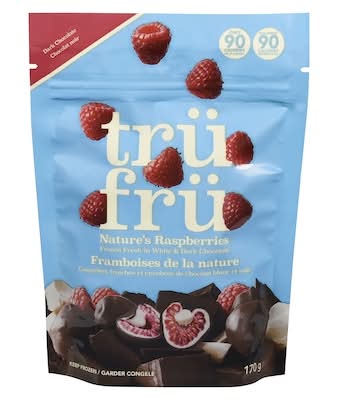 Trü Frü Frozen Rasperries in White & Dark Chocolate (170 g)