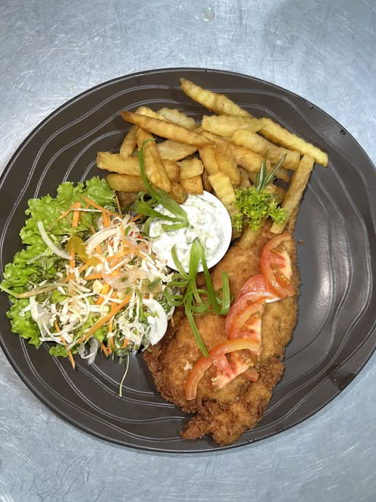 Jolly Mango Family Restaurant - Negombo