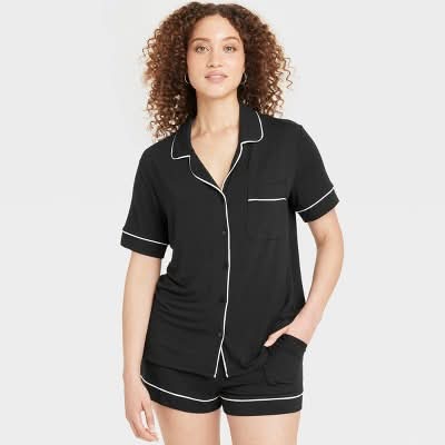 Auden Cloud Knit Short Sleeve Notch Collar Top & Shorts Pajama Set, Women, L, Black