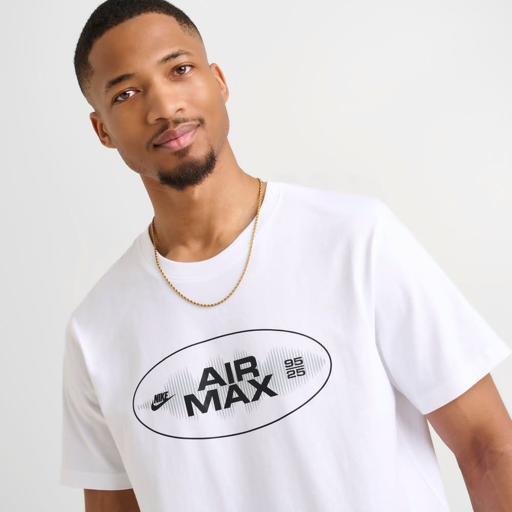 NIKE AIR MAX Tシャツ ホワイト Mサイズ Nike Air Max T-Shirt Delivery Near Me | Order Online | Uber Eats