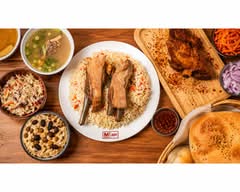 M JOY / Modern Lamb Kitchen (Irvine)