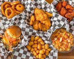 BeeBeeZ Burgers and Wings - Bay Shore