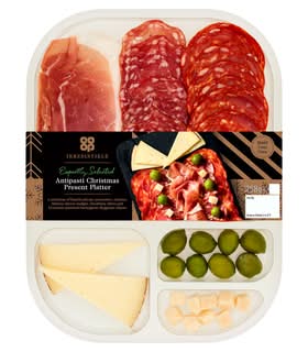 Co-op Irresistible Antipasti Christmas Present Platter 258g