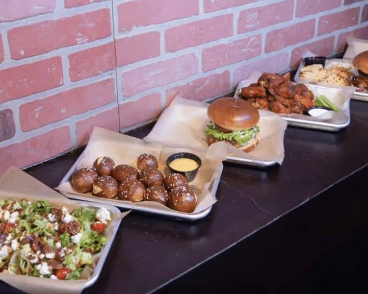 Order Fans Sports Bar and Grill (Twentynine Palms) Menu Delivery【Menu