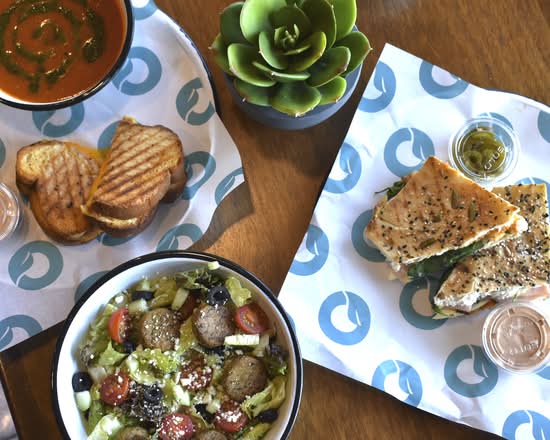 Broli Salad Market