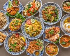 Bua Thai Express (743 The Queensway)