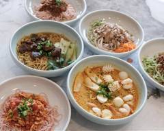 Zoe's Colourful Noodle