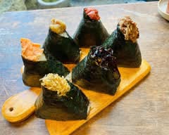 【おにぎりが食べられるカフェ】cafe猫田屋　cafe nekodaya			
