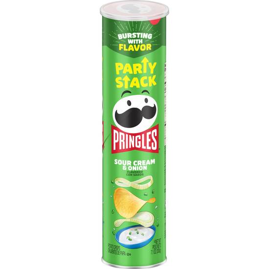 Pringles Potato Crisps Chips (sour cream and onion)