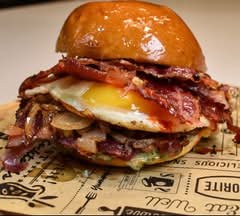 Chames (2616 Blodgett St)