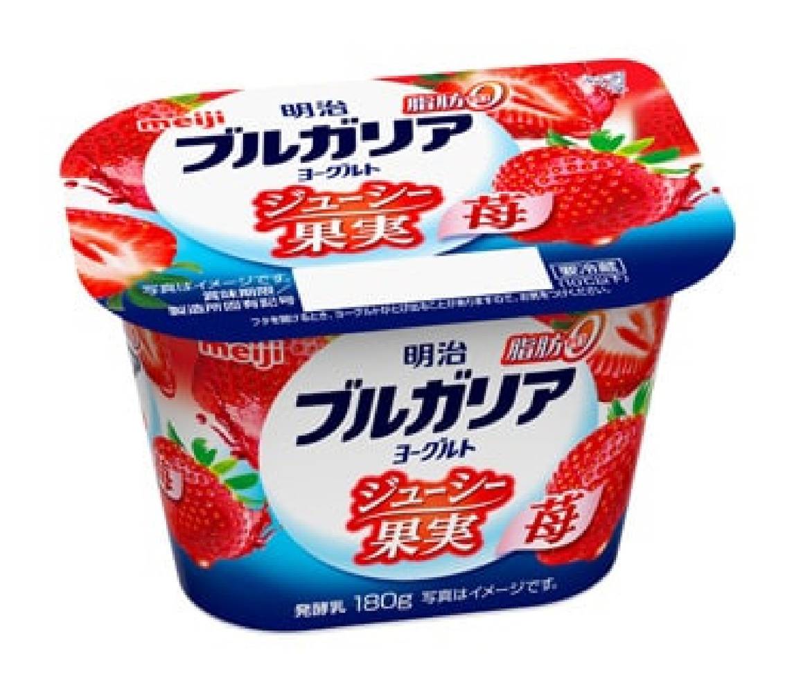 明治ブルガリアヨーグルト 脂肪0 ジューシー果実 - 苺 (180g)