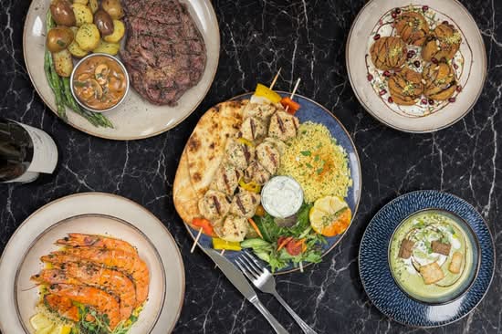 Restaurant Solana (438 Place Jacques-Cartier)