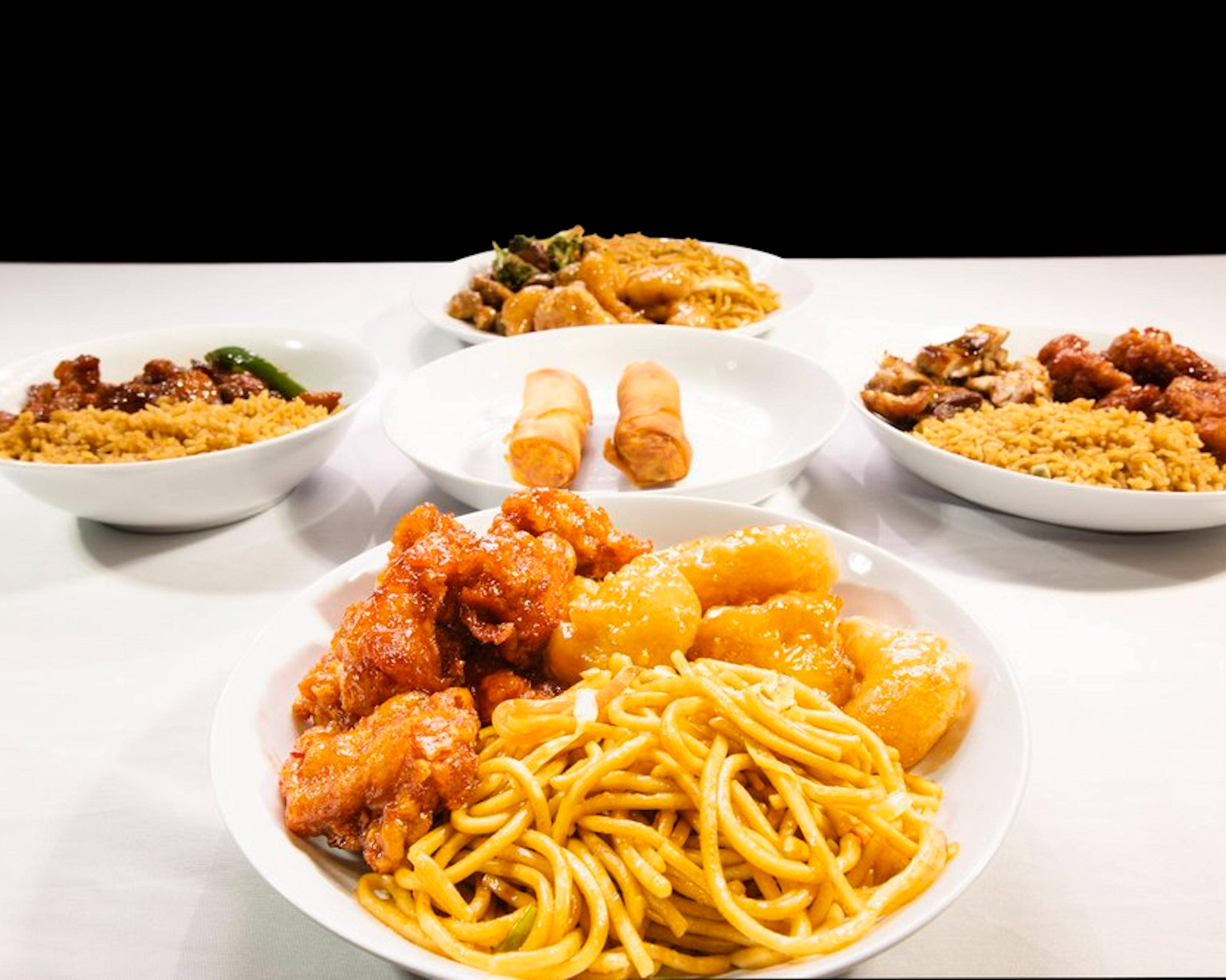 イチゴAll You Need & happy dragon Order Happy Dragon - Menu & Prices - Bakersfield Delivery | Uber Eats