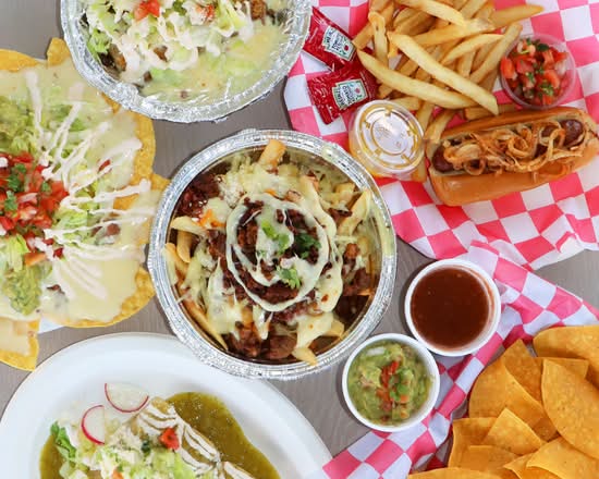 Mis Antojitos Street Food