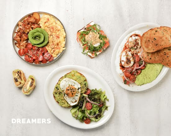 Dreamers Coffee Roasters 忠孝復興店