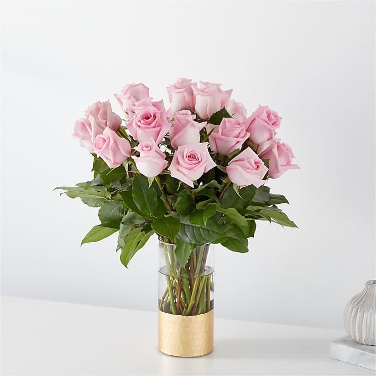PICTURE PERFECT PINK ROSE BOUQUET - DELUXE