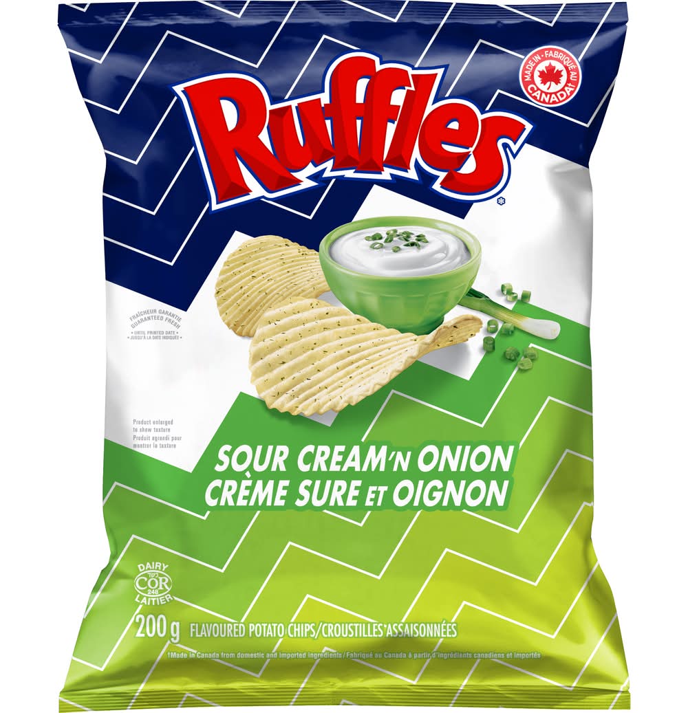 Ruffles Flavoured Potato Chips, Sour Cream 'N Onion (200 g)