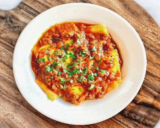 CHEESE RAVIOLI WITH MEAT SAUCE