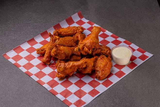 Hot Wings Dozen (12)