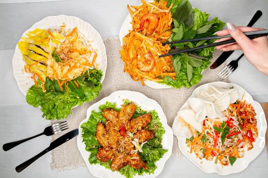 Lá Sen Vietnamese Cuisine