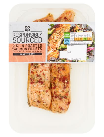 Co-op Kiln Roasted Salmon Fillets in a Sweet Chilli Marinade (2 pack)