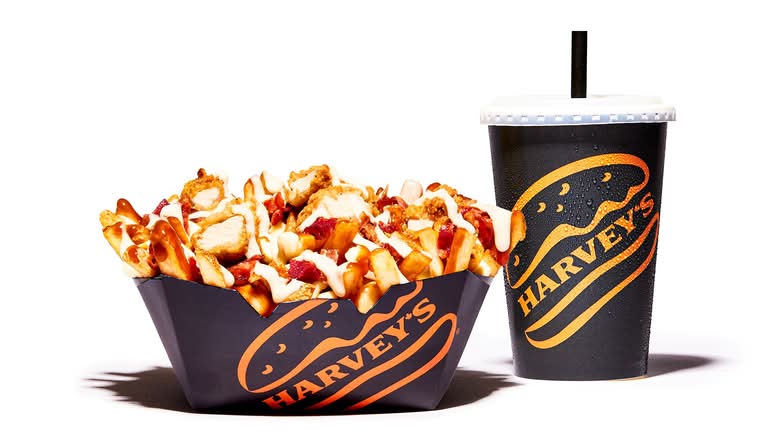 Large Chicken Bacon Ranch Poutine Combo 1710-1980 cals