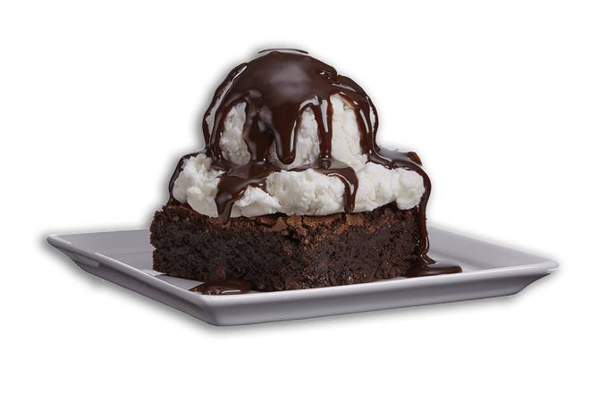 Hot Fudge Brownie Sundae