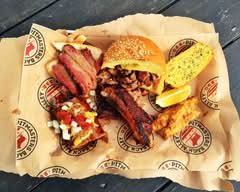 Pitmaster's BBQ (6124 Macarthur Blvd)
